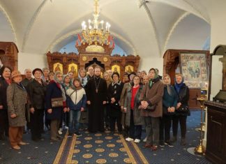 Экскурсия в Храме под Вязом состоялась для участников проекта “Московское долголетие”