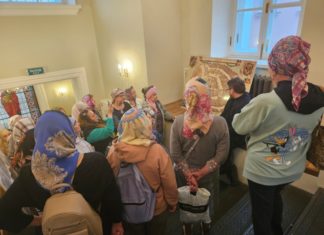 Экскурсия для участников проекта “Московское долголетие” прошла в храме апостола Иоанна Богослова