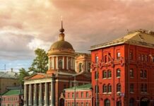 Анонс: торжества в день небесного покровителя Российского православного университета и университетского храма под Вязом